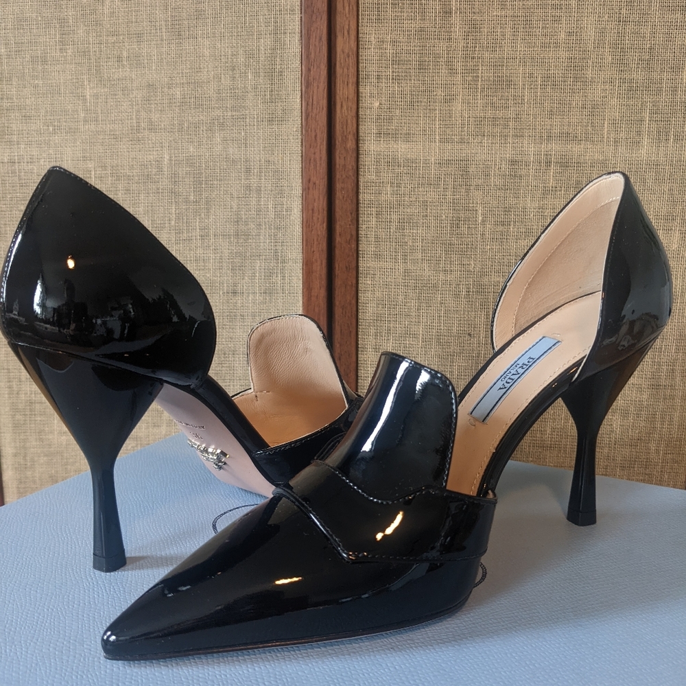 Prada Patent Leather D'orsay Point Toe Pump - NWT Size: 6
